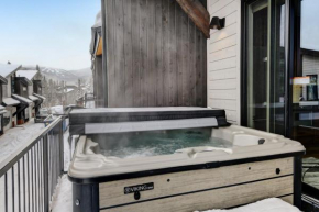New Luxury Chalet 366 I Hot Tub I Great Views I Best Price I FREE Adventures Daily